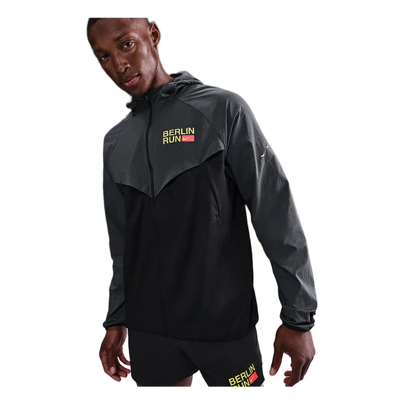 NIKE MEN BLACK JACKET | SKU : IH4068-010